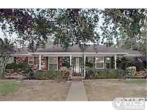 1000 Ross Street, Terrell, TX 75160