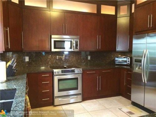 16837 SW 6TH ST, Hollywood, FL 33027