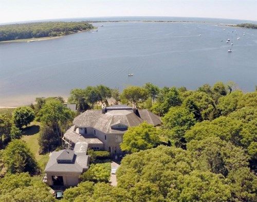 150 Hummock Ln, Cotuit, MA 02635