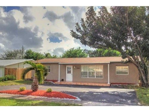 7100 NW 25 CT, Fort Lauderdale, FL 33313