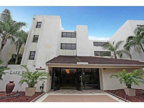 106 Lake Emerald Dr # 403, Fort Lauderdale, FL 33309