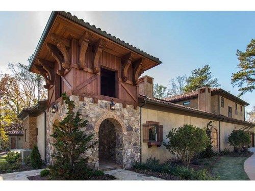 564 Ne Mount Vernon Highway Nw, Atlanta, GA 30327