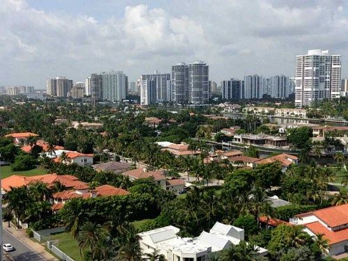 3180 S OCEAN DRIVE # 1620, Hallandale, FL 33009