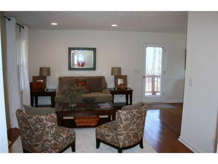 669 Shiloh Road, Kennesaw, GA 30144