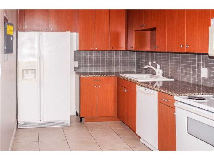 4222 INVERRARY BL # 4705, Fort Lauderdale, FL 33319