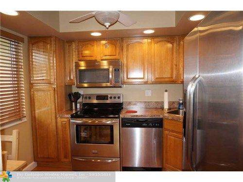 3501 Inverrary Dr # 104, Fort Lauderdale, FL 33319