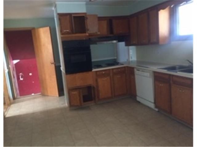 32 Laselle Ave, Shavertown, PA 18708