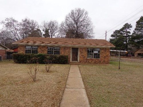 4907 Ridgeway Dr, Texarkana, AR 71854