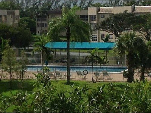 5841 NW 61 AV # 308, Fort Lauderdale, FL 33319