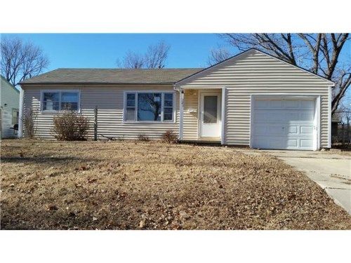 323 Stearns Ave, Haysville, KS 67060