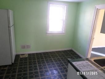 20 N Victory St, Waukegan, IL 60085