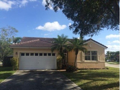 6642 Skipper Terr, Pompano Beach, FL 33063