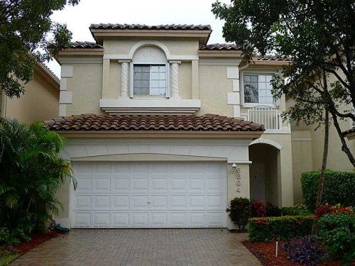 6804 NW 109 AV, Miami, FL 33178