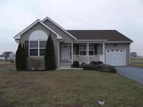 17 Lawrence Lane, Smyrna, DE 19977