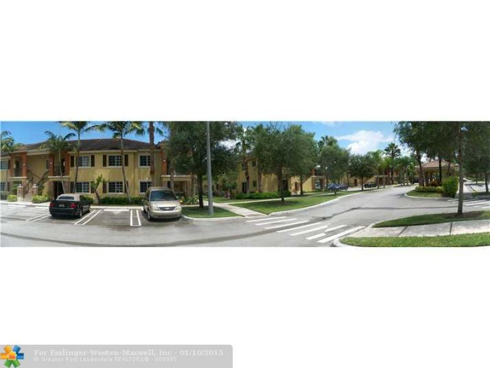 975 NE 33 TER # 204, Homestead, FL 33033