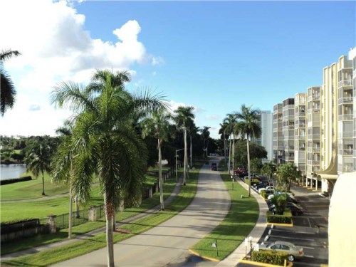 200 DIPLOMAT PW # 329, Hallandale, FL 33009
