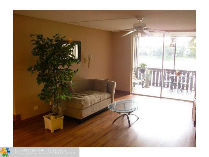 3710 Inverrary Dr # 2W, Fort Lauderdale, FL 33319
