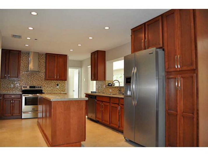 101 SW 58 AV, Fort Lauderdale, FL 33317