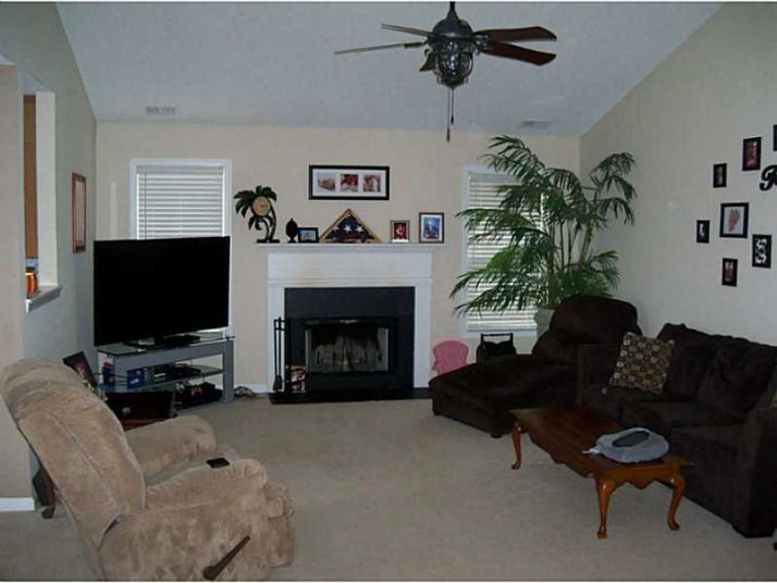50 Freedom Drive Ne, Cartersville, GA 30121