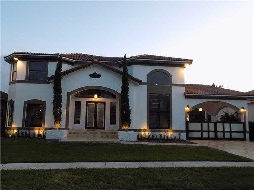 19340 SW 24 ST, Hollywood, FL 33029