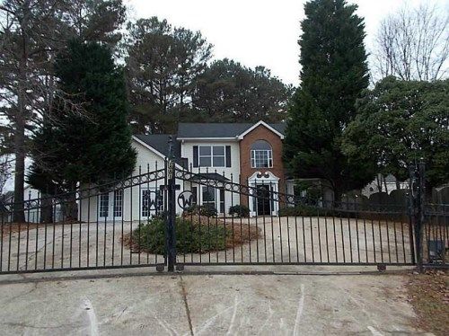 3881 River Rd, Ellenwood, GA 30294