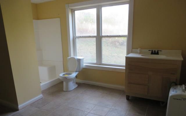 13 Eagles View Dr NE, Cartersville, GA 30121