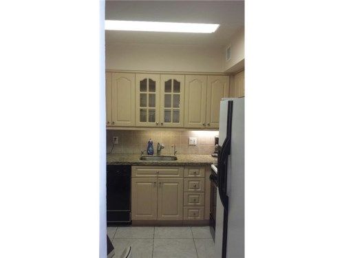 1980 S OCEAN DR # 9H, Hallandale, FL 33009