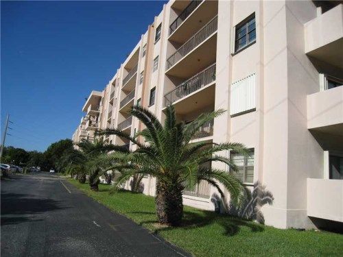 1301 NE 7 ST # 204, Hallandale, FL 33009