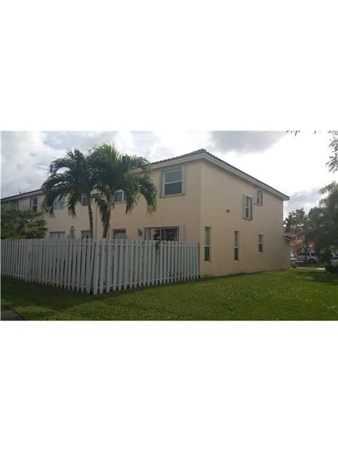 9747 NW 44 TE # 9747, Miami, FL 33178