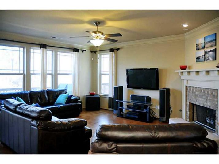 2058 Hatteras Way Nw, Atlanta, GA 30318