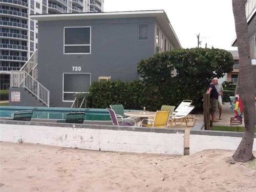 720 BRINY AV, Pompano Beach, FL 33062