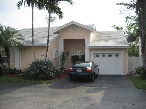 11266 SW 64 LN, Miami, FL 33173
