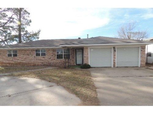 605 SE 3rd St, Lexington, OK 73051