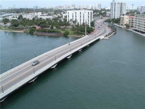 10 VENETIAN WY # 1004, Miami Beach, FL 33139