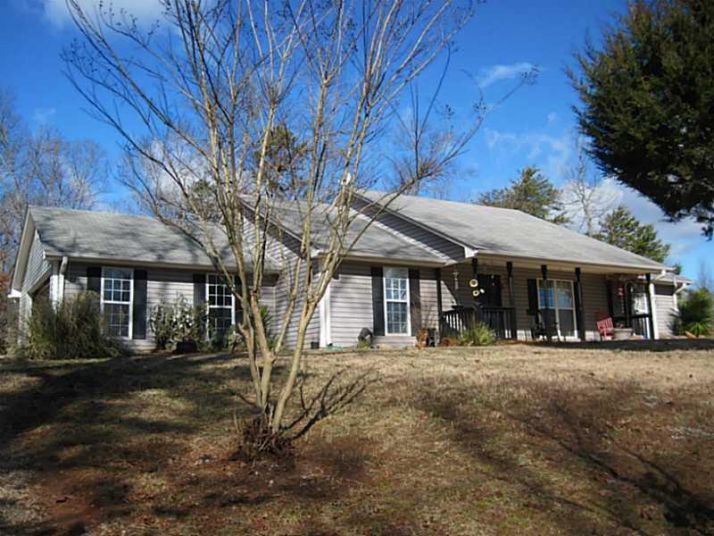 5323 Green Circle, Clermont, GA 30527