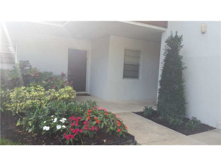 3621 OAKS CLUBHOUSE DR # 102, Pompano Beach, FL 33069