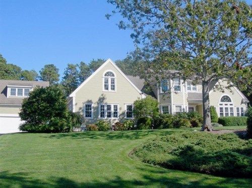 12 Chase Garden Ln, Yarmouth Port, MA 02675