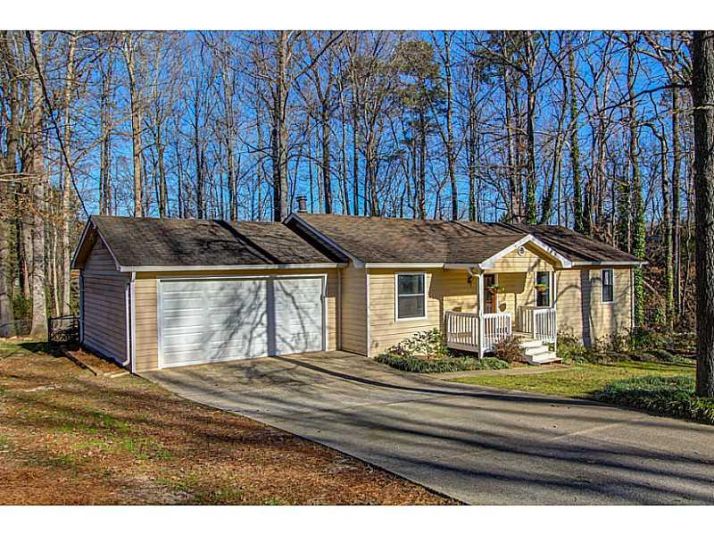 1311 Sommerset Drive, Lawrenceville, GA 30043