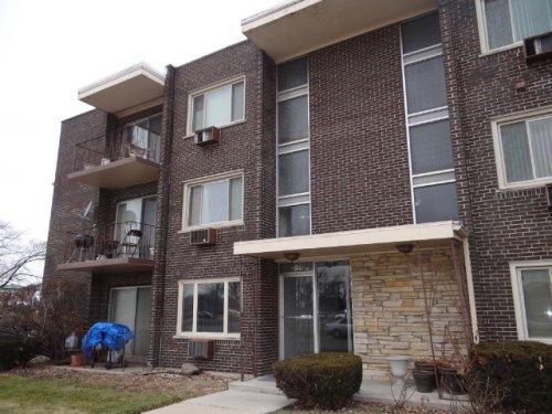 3158 W 88th St Apt 203, Evergreen Park, IL 60805