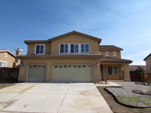 1064 N Shooting Star Dr, Beaumont, CA 92223