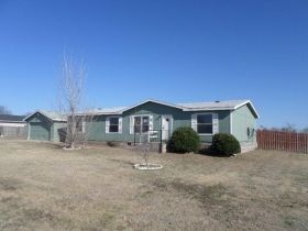 1006 Spring Flower Dr, Krum, TX 76249