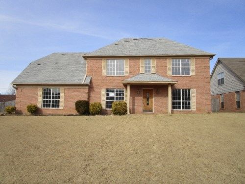 8258 Whispering Elm Dr, Memphis, TN 38125