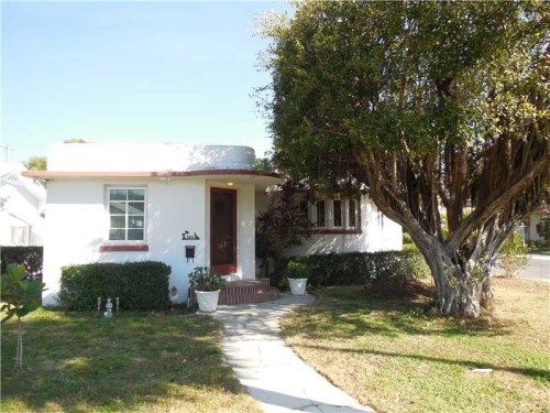 330 S PALMWAY, Lake Worth, FL 33460