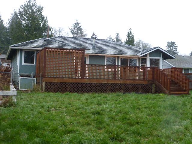 1865 Elhardt St, Camano Island, WA 98282