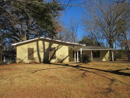 700 Bellevue St, Clinton, MS 39056