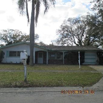 1679 Woodridge Driv, Clearwater, FL 33756