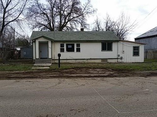 846 W 9th St, Weiser, ID 83672