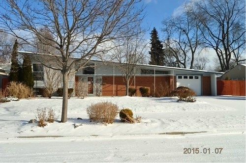 26210 Harding St, Oak Park, MI 48237