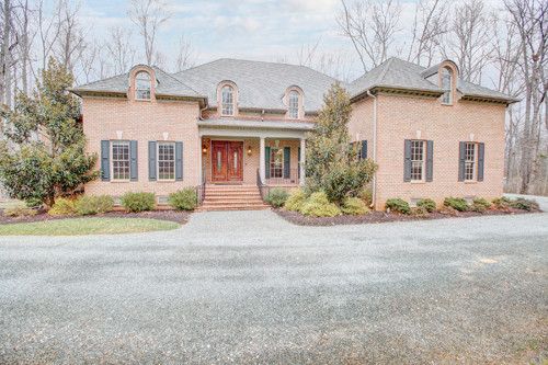 611 Dover Bluff Ct, Manakin Sabot, VA 23103