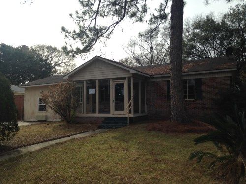 79 Picardy St, Mobile, AL 36607